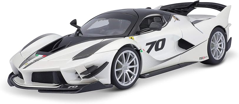 urago 18 1 18 Race And Play Ferrari Fxx K Evoluzione Mixed Amazon Co Uk Toys Games