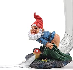 peeing gnome statue