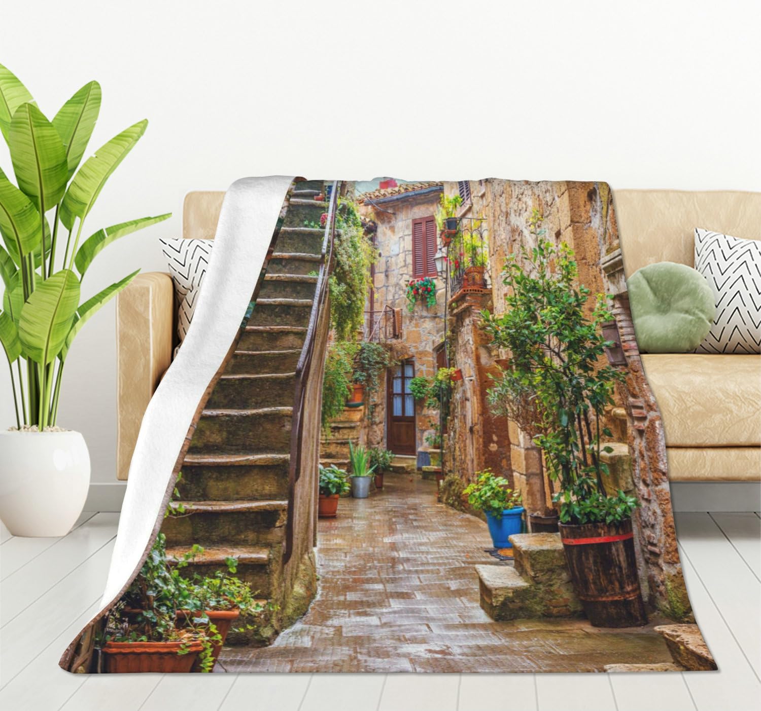 HGOD DESIGNS Italy Throw Blanket Alley in Italian old town Blanket Super Soft Flannel Throw Blanket Lightweight Plush Fuzzy Bed Blanket for Bedding Sofa and Travel 130x150cm