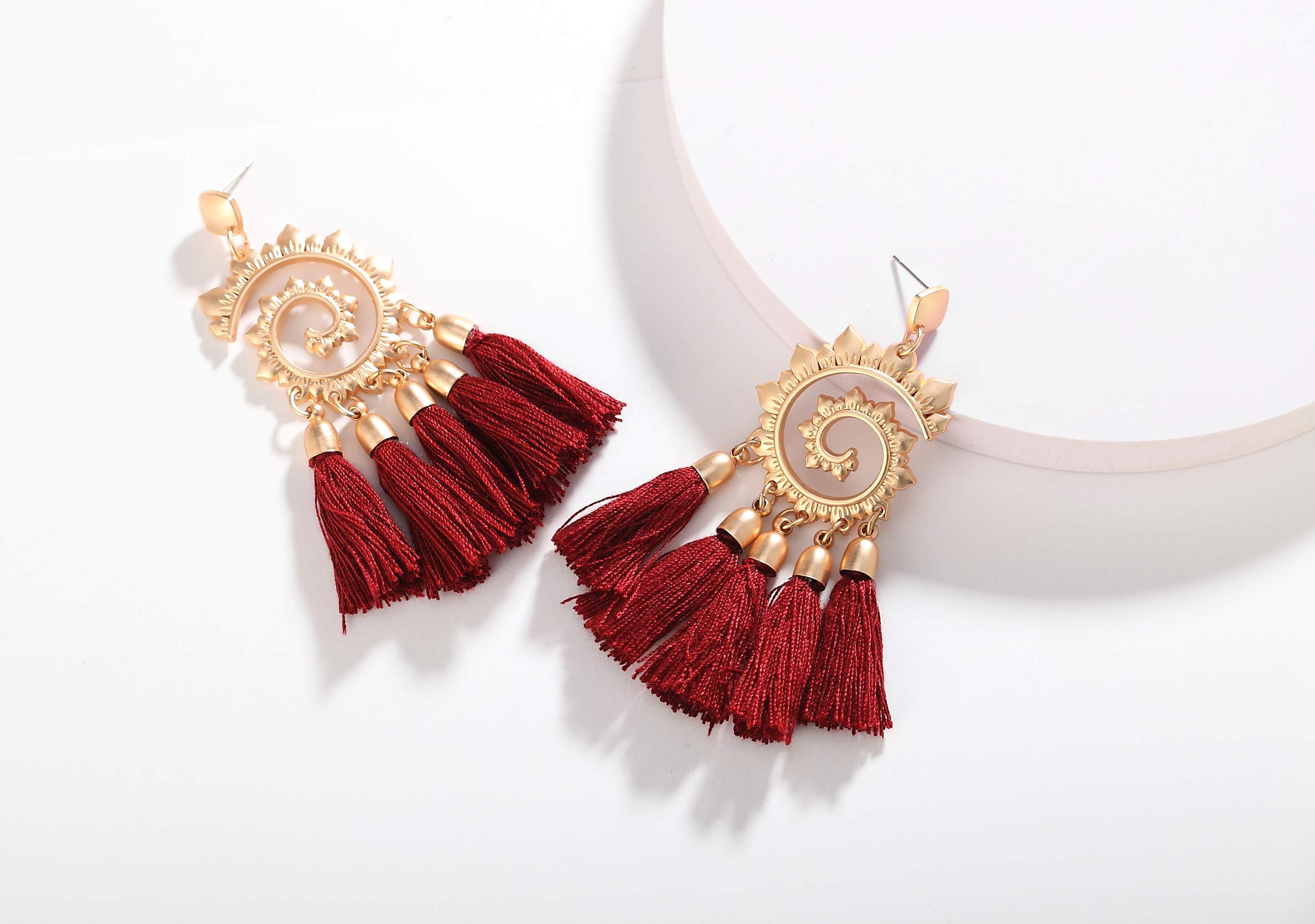 MVCOLEDY Women\'s Tassels Dangle Earrings Handmade Colorful Layered Tassel Elegant Jewellery Bohemian Style Ethnic Eardrop Drop Tiered Tassel Druzy Stud Earrings Women Gifts (Burgundy)