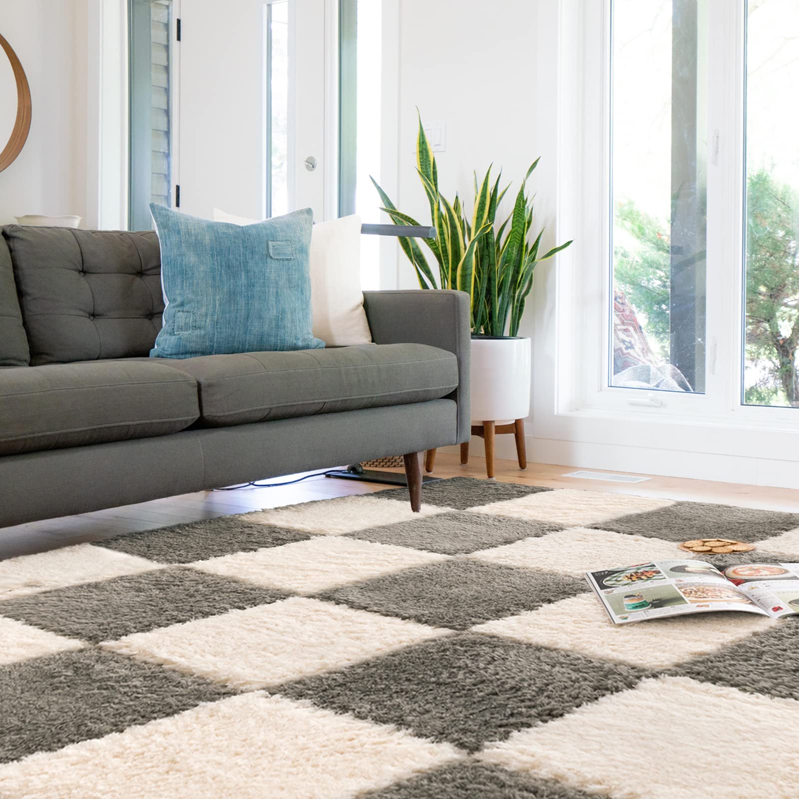 Quolliter 10pcs Carpet Squares Puzzle Floor Mat,30x30cm Plush interlocking Carpet tiles Anti Slip EVA Foam Puzzle rug for kids,Build A Safe Area for Bedroom,floor,Nursery, Playroom(Beige & Grey)