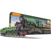 Hornby Electric Train Set - R1255M The Flying Scotsman A1Class - OO Gauge | Train Starter Sets, Adult Vintage Trains, Small Hobby Model for Adults - with Tracks, MidiMat, Connecting Track, Controller