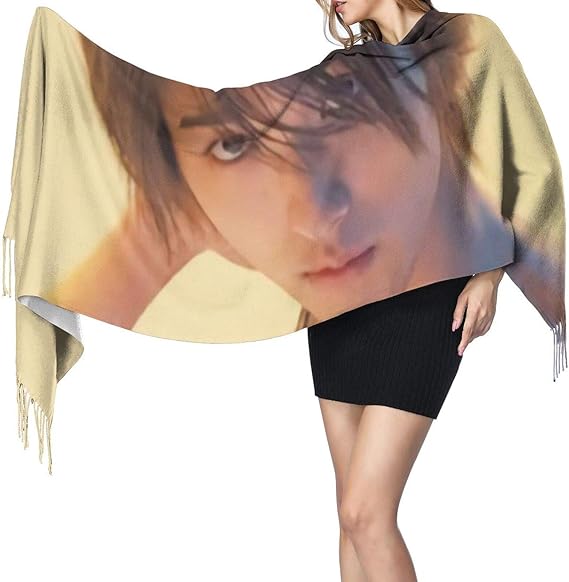 Amazon 横浜流星1 マフラー おしゃれ 秋 冬 カシミヤ スカーフ 男女兼用 防寒防風 紳士 ビジネス カジュアル 結婚式 誕生日 クリスマス 新年 ギフト196cm 68cm スカーフ 通販