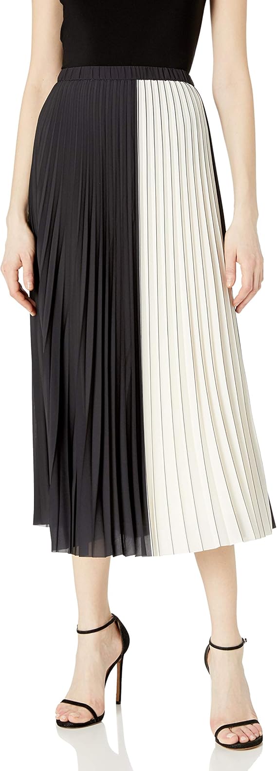 white pleated skirt maxi