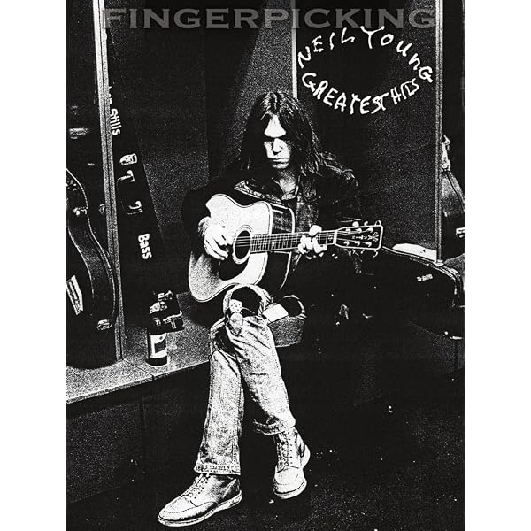 Amazon.com: Neil Young - Decade: 0884088666361: Young, Neil: ספרים
