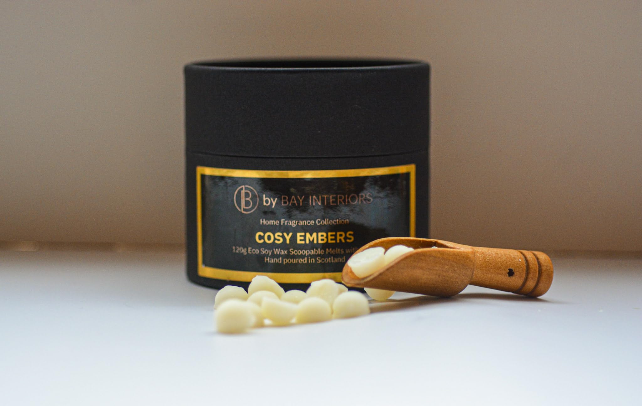 Scoopies Eco Soy Wax Scoopable Melts Highly Scented Vegan No Plastic 120g by Bay Interiors (Cosy Embers Signature Collection)