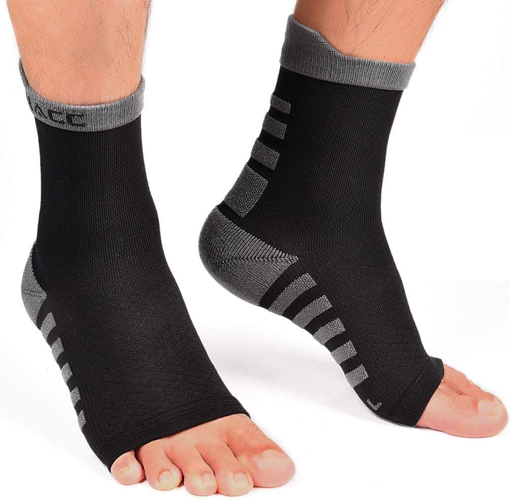 RUNACC Ankle Brace for Women Men Ankle Support Foot Brace (2 Pairs) with Gradual Compression for All Sports and Sprain, Tendonitis & Heel Pain Relief