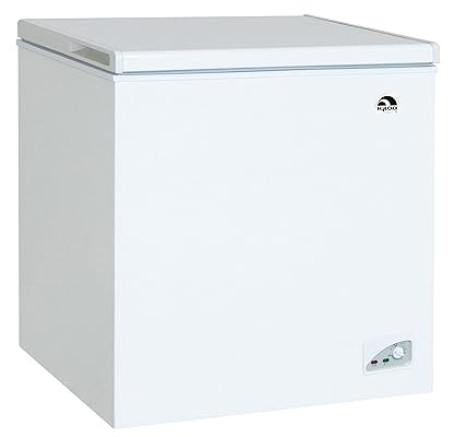 RCA FRF472 Chest Freezer, 7.1 Cubic Feet
