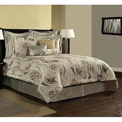 Amazon Com 4 Piece Traditional Paisley Patterned Comforter Set
