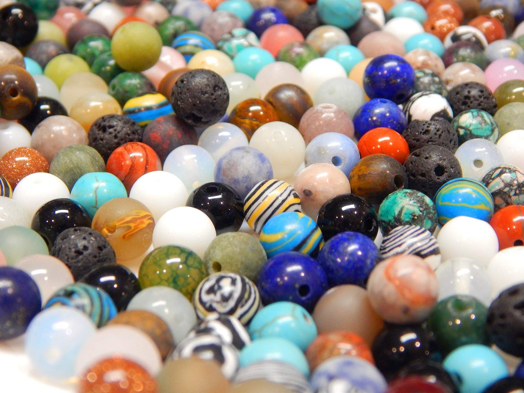 Gemstone Mix Beads Round Set Round Lava, Quartz, Aventurine, Amazonite, Amethyst, Jade, Moonstone, Jasper, Sodalite, Turquoise, Agate, Onyx, Tiger's Eye, Lapis Lazuli (6 mm 65 Pieces)
