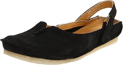 clarks yoga pumps