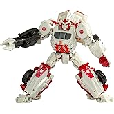 Transformers Toys Studio Series Voyager Transformers: War for Cybertron 09 Gamer Edition Ratchet, 6.5-inch Converting Action 