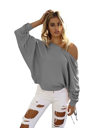 maglia con spalla scoperta