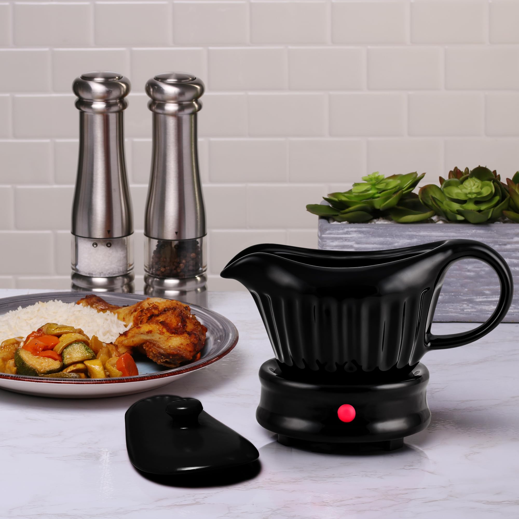 OVENTE Electric Gravy Boat Warmer with Ceramic Pot and Lid, Detachable Warming Base and Easy-Pour Spout, 13.5 Ounce Ideal for Small Parties, Entertaining, Thanksgiving and Holiday, Black FW024589B