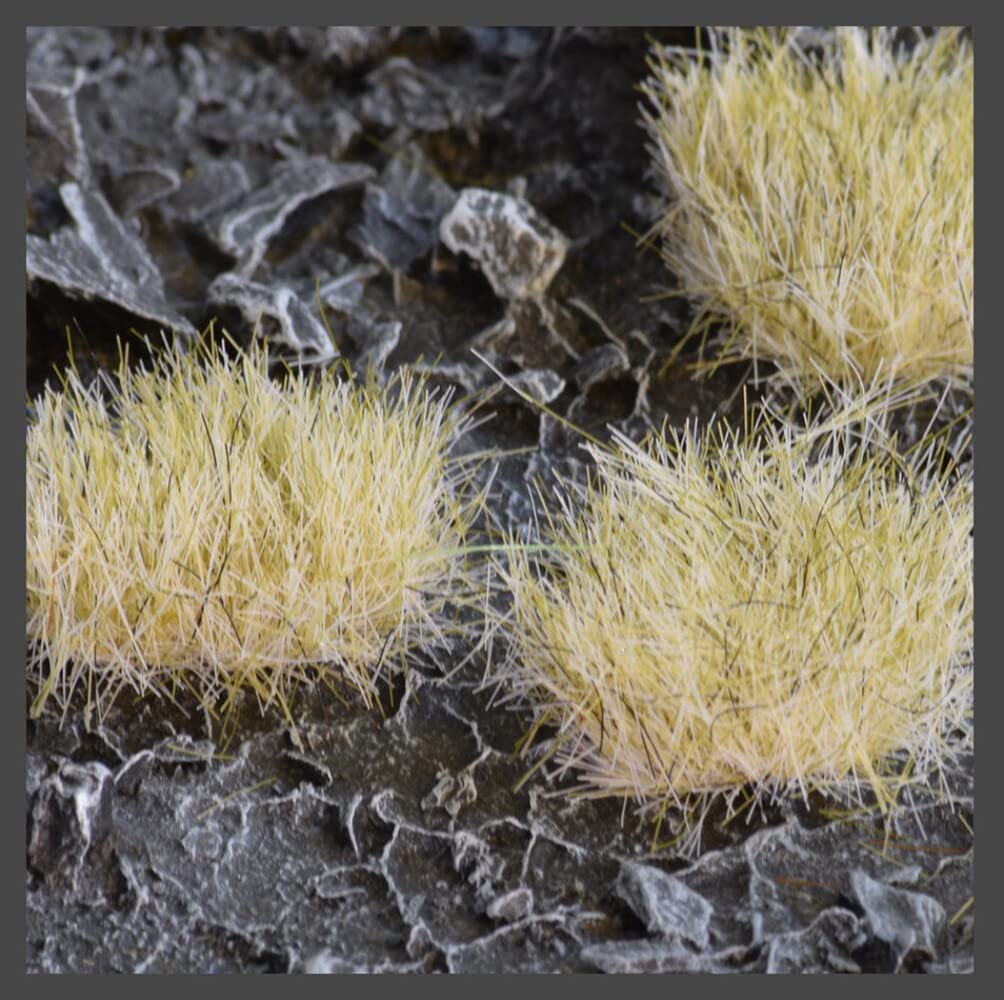 Gamers Grass - Winter XL (12 mm) Gaming Terrain Tufts - 1 Plastic Sheet with 36 Tufts - Young Adult, Teen