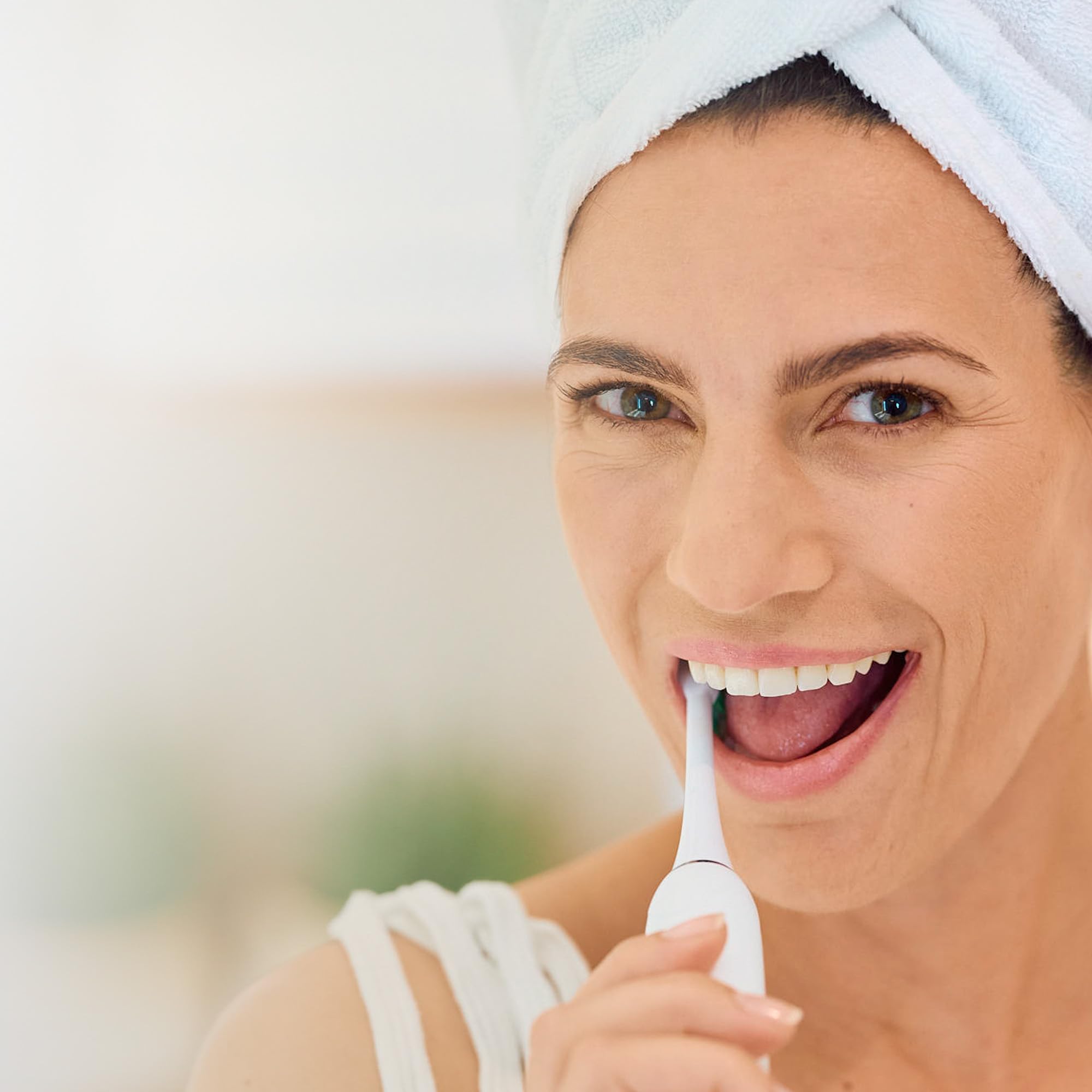 ApaCare Sonic Change Schallzahnbürste mit Wechselakku & 3D-Bürste 5