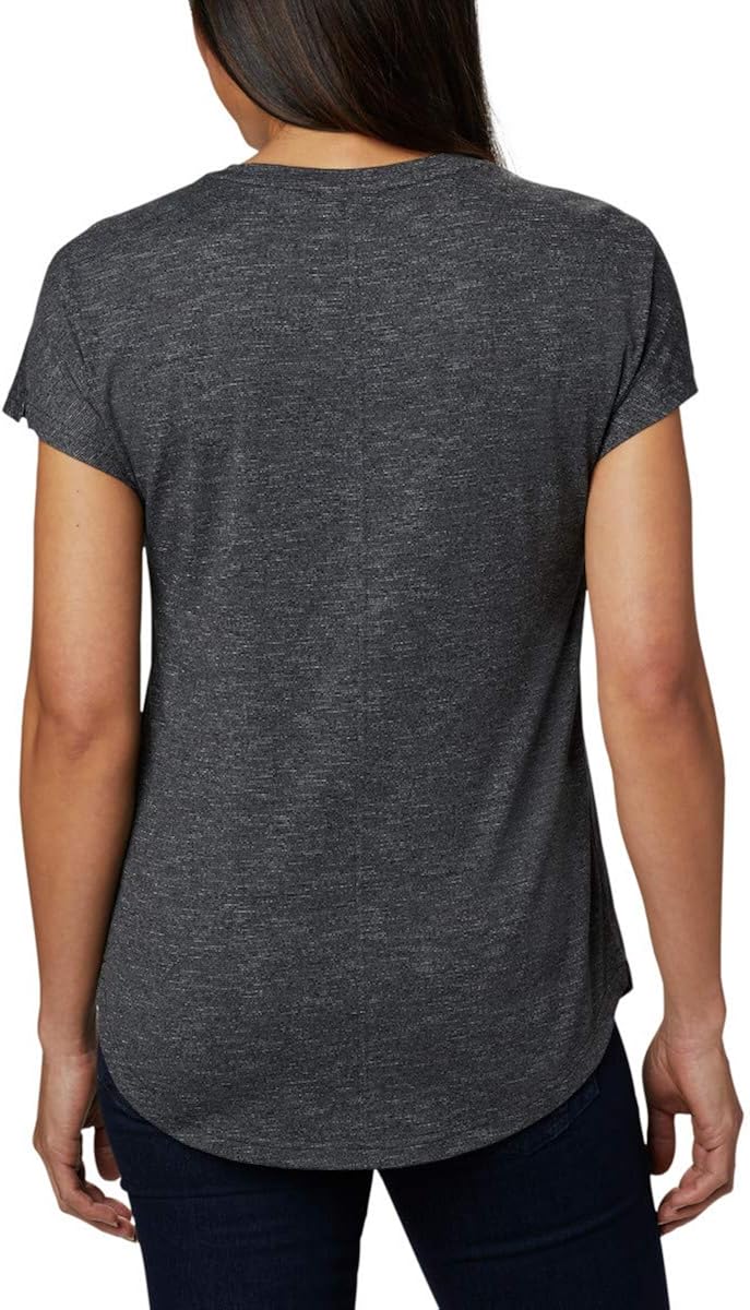 Columbia Women's Cades Cape Tee: Clothing