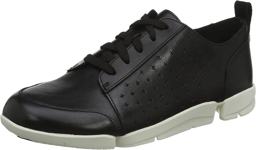 clarks leather tennis shoes