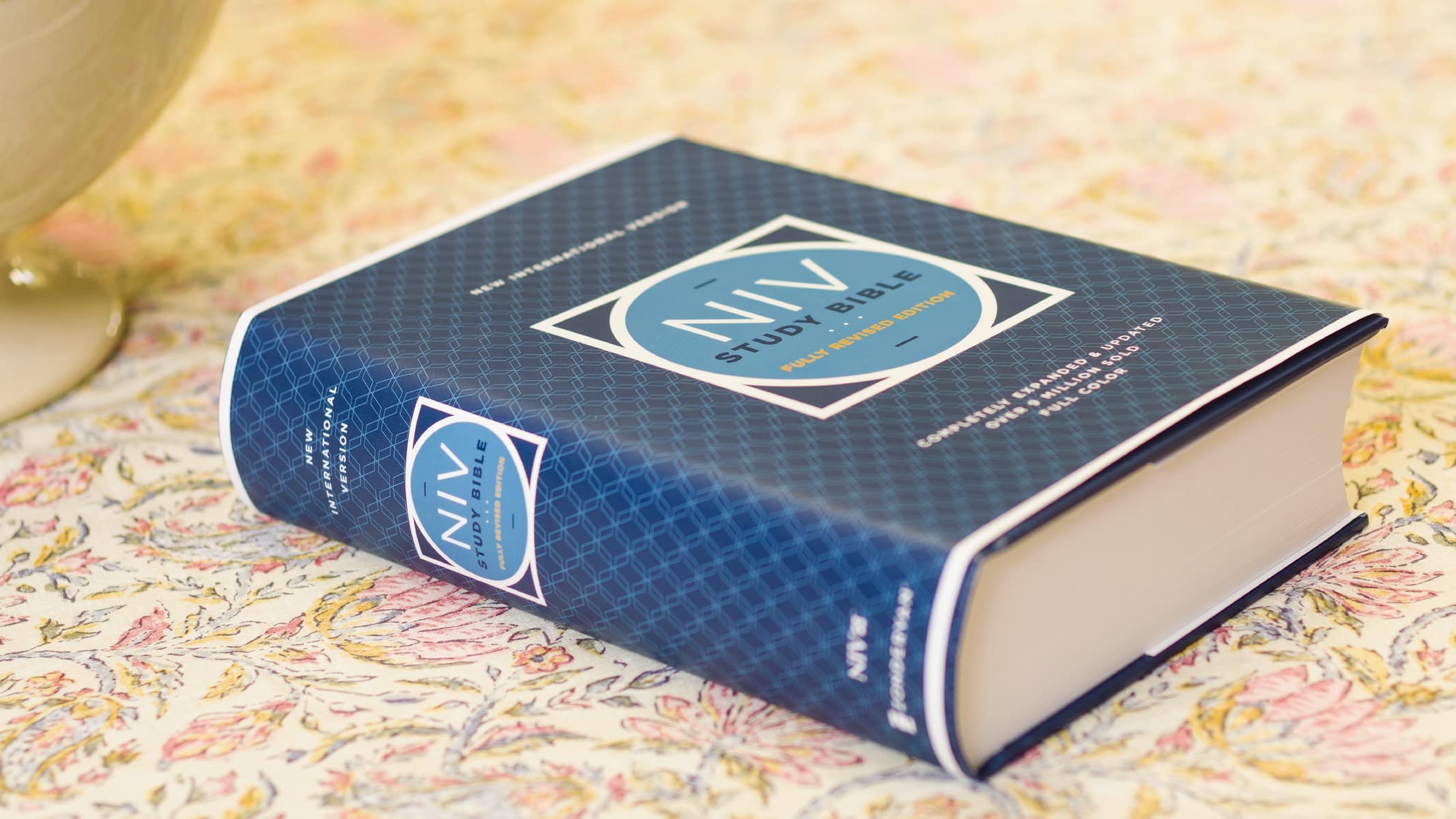 NIV Study Bible, Fully Revised Edition (Study Deeply. Believe Wholeheartedly.), Hardcover, Red Letter, Comfort Print