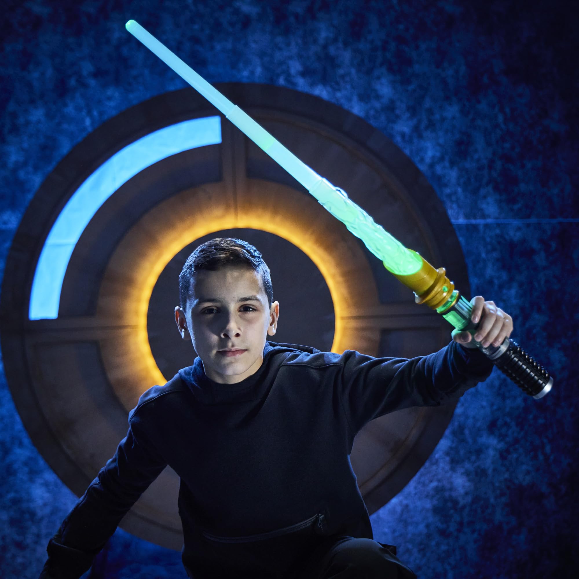 STAR WARS STAR WARS Power Crystal Lightsaber, 7 Colors & 10 Crystals, 50+ Color-Changing Combinations, Lights & Sounds, Toys for Boys & Girls, Kids, Ages 4+