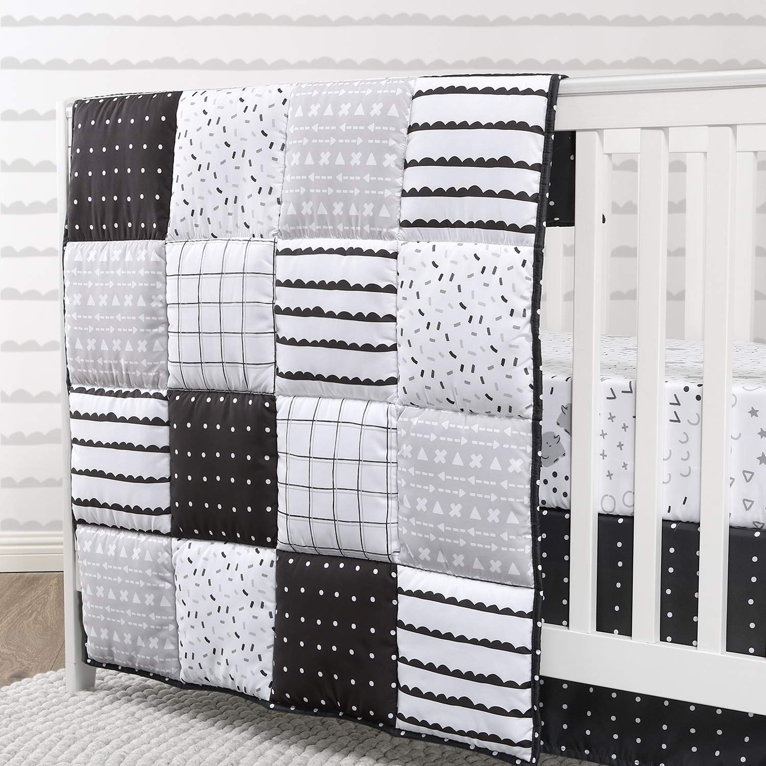 The Peanutshell Black and White Crib Bedding Set for Baby Boys or Girls | 3 Piece Nursery Set | Crib Quilt, Fitted Sheet, Dust Ruffle : Baby