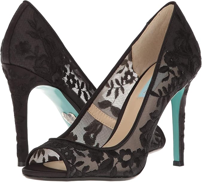 betsey johnson mave pump