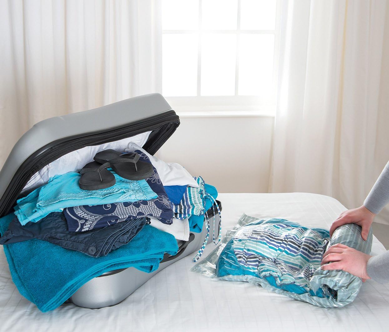 Packmate ® 2 Roll Up Travel Vacuum Space Saver Storage Bags for Holidays Travelling, Medium Suitcases & Rucksacks - Image 3