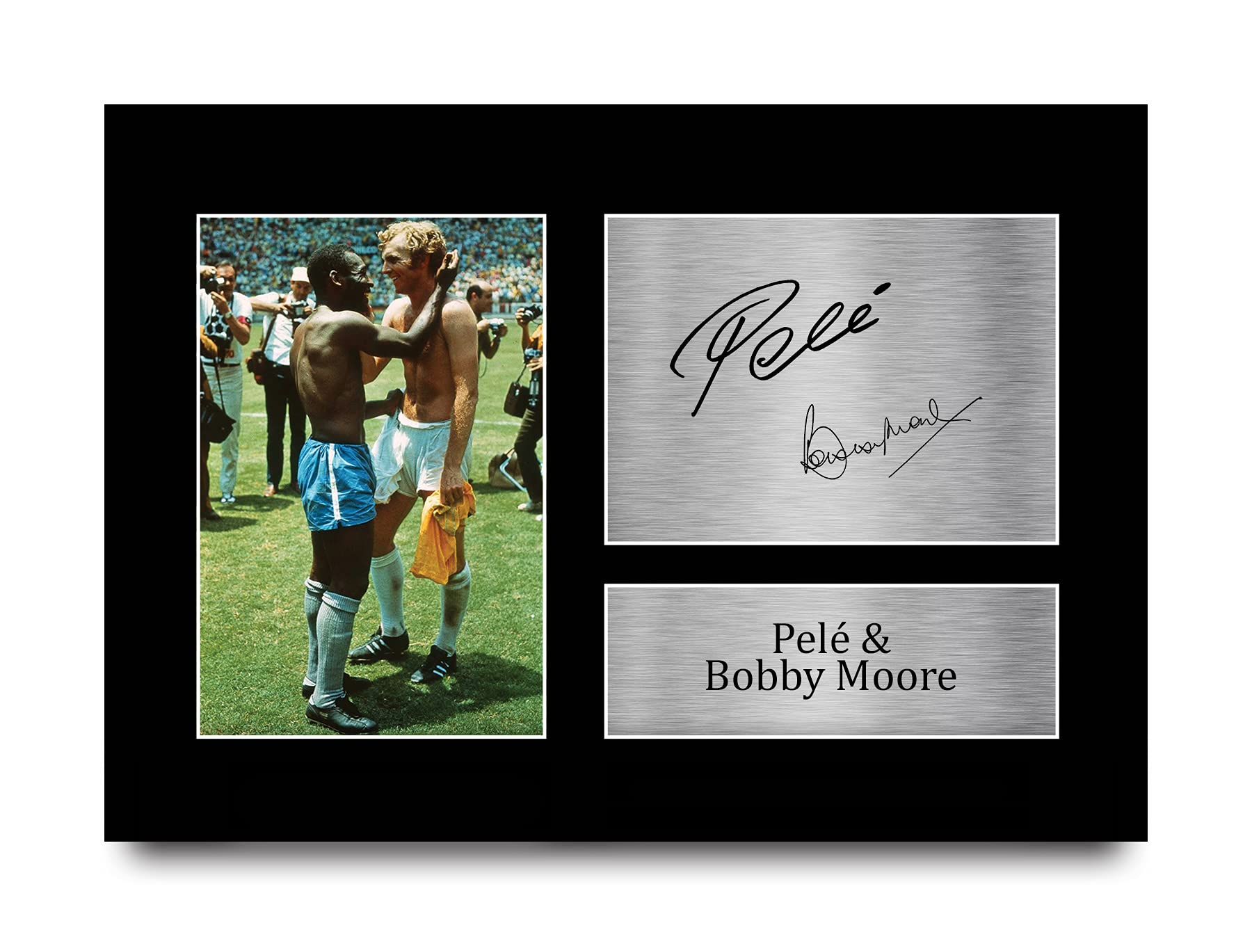 HWC Trading A4 Pele & Bobby Moore Iconic Footballers Gifts Printed Signed Autograph Picture for Football Fans and Supporters