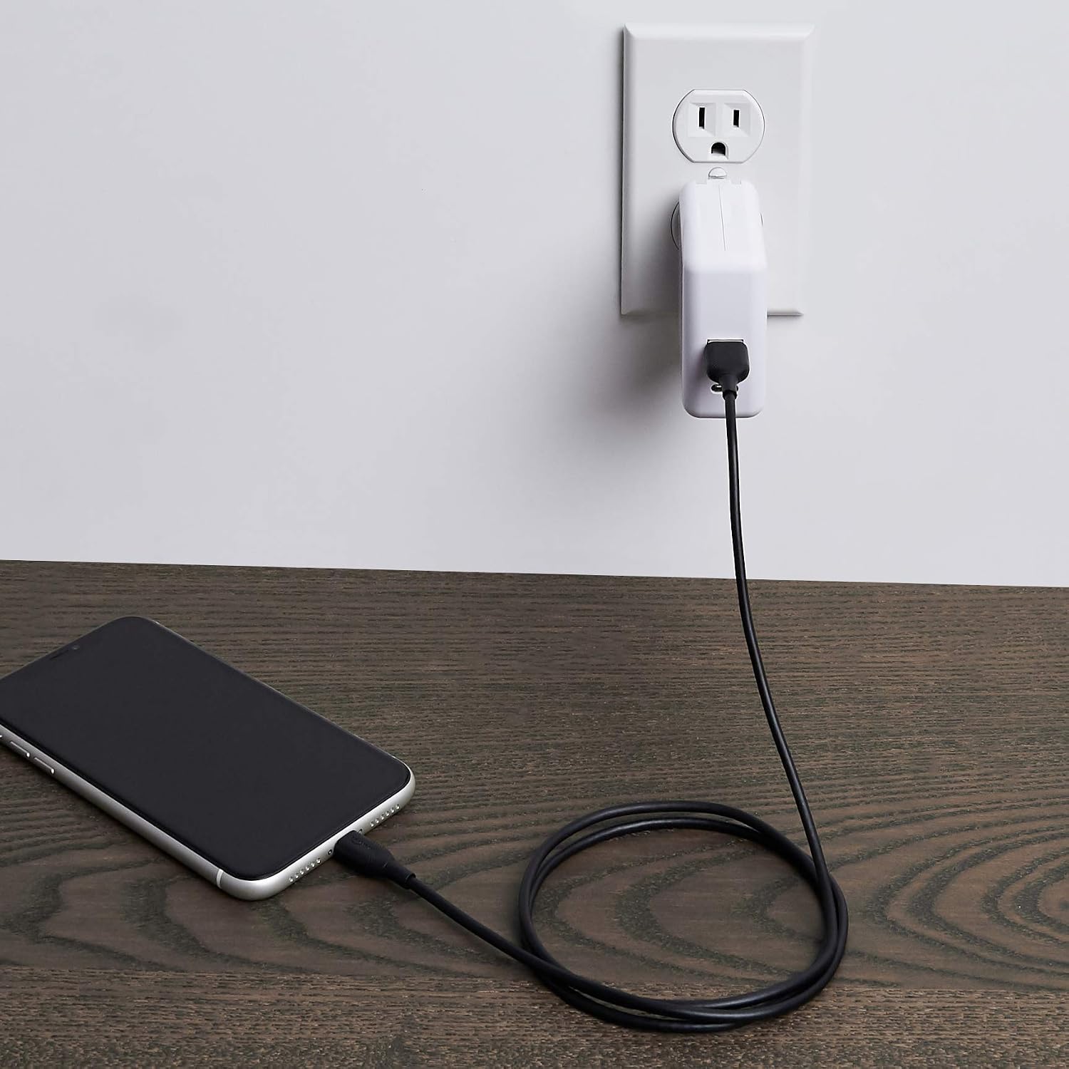 Amazon Basics Lightning to USB-A Cable - MFi Certified iPhone Charger, Black, 0.9 m - Image 5