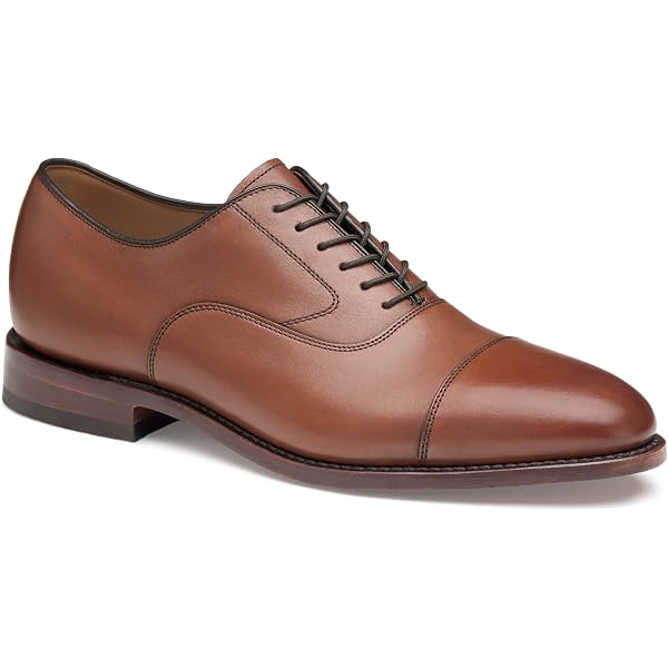 Amazon.com | Johnston & Murphy Watkins Wing Tip Camel Nubuck  display picture 3