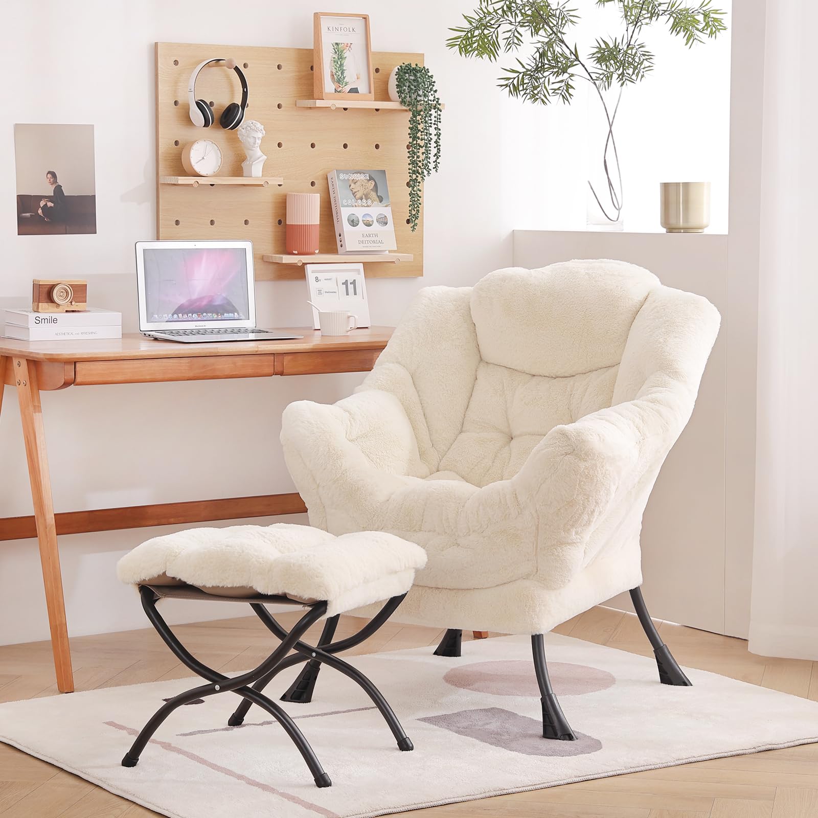 Lazy Chair with Ottoman