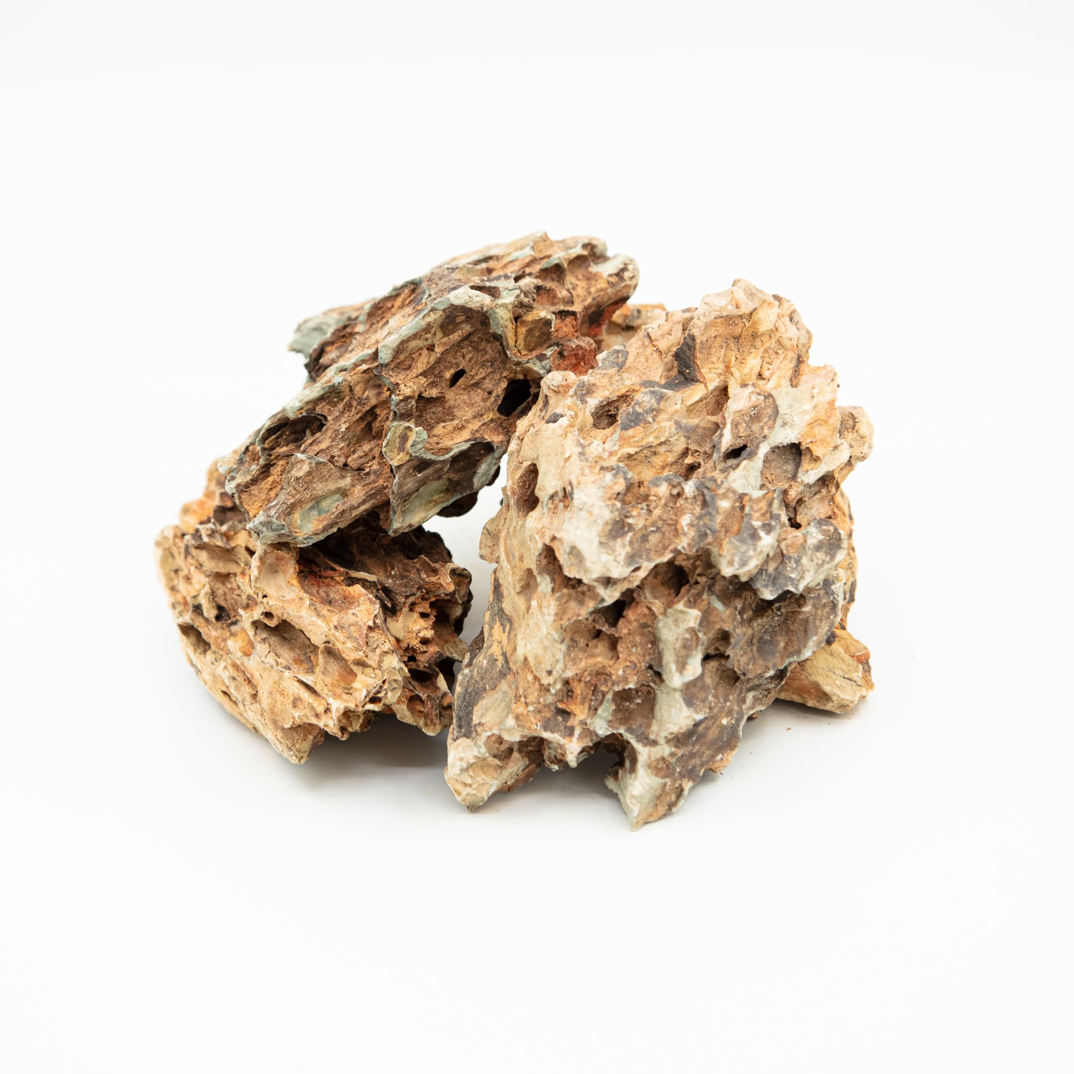 iQuatics Dragon Rock for Aquariums Centerpiece, Natural Stone Formation for Fish Tank Decor Aquascape. Tropical Aquarium, Planted Aquarium Varied Colouration - 2.5KG