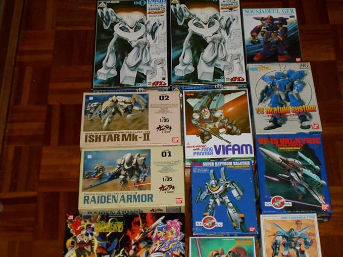 Amazon 大量 プラモデル セット ガサラキ マクロス バイファム エルガイム ザブングル ガンダム ビックリマン 宇宙戦艦ヤマト 他 アニメ 萌えグッズ 通販