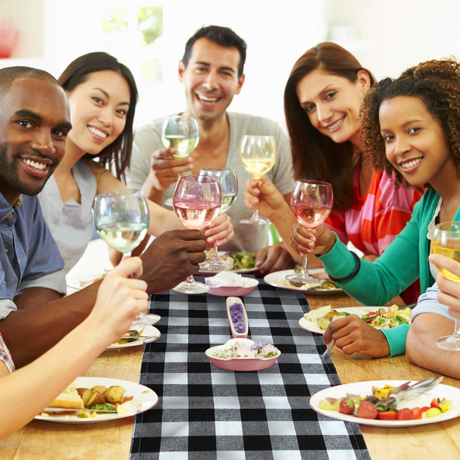 Checkered Table Runner, Trendy & Modern Plaid Design 100% Cotton Table Runner with Three Christmas Hat for Family Dinner, Outdoor or Indoor Events, Thanksgiving, Christmas 14 x 79\