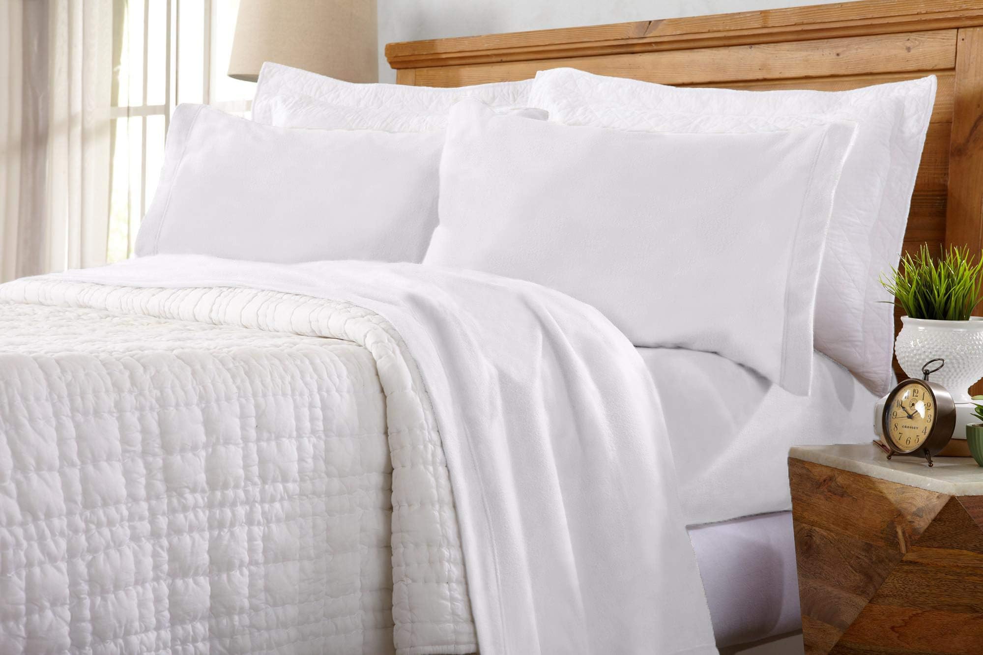 Home Fashion Designs Maya Collection Super Soft Extra Plush Fleece Sheet Set. Cozy, Warm, Durable, Smooth, Breathable Winter Sheets in Solid Colors (King, Winter White)
