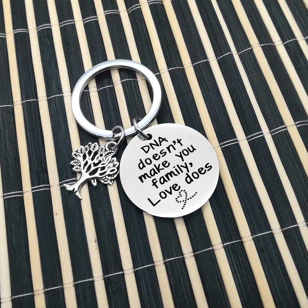 Huwujiu Step Mum Keyring Step Dad Gifts DNA Doesn't Make You Family Love Does Keyring Step Parent Keychain Mother’s Day Gift Father’s Day Gift Adoption Keychain - Image 4