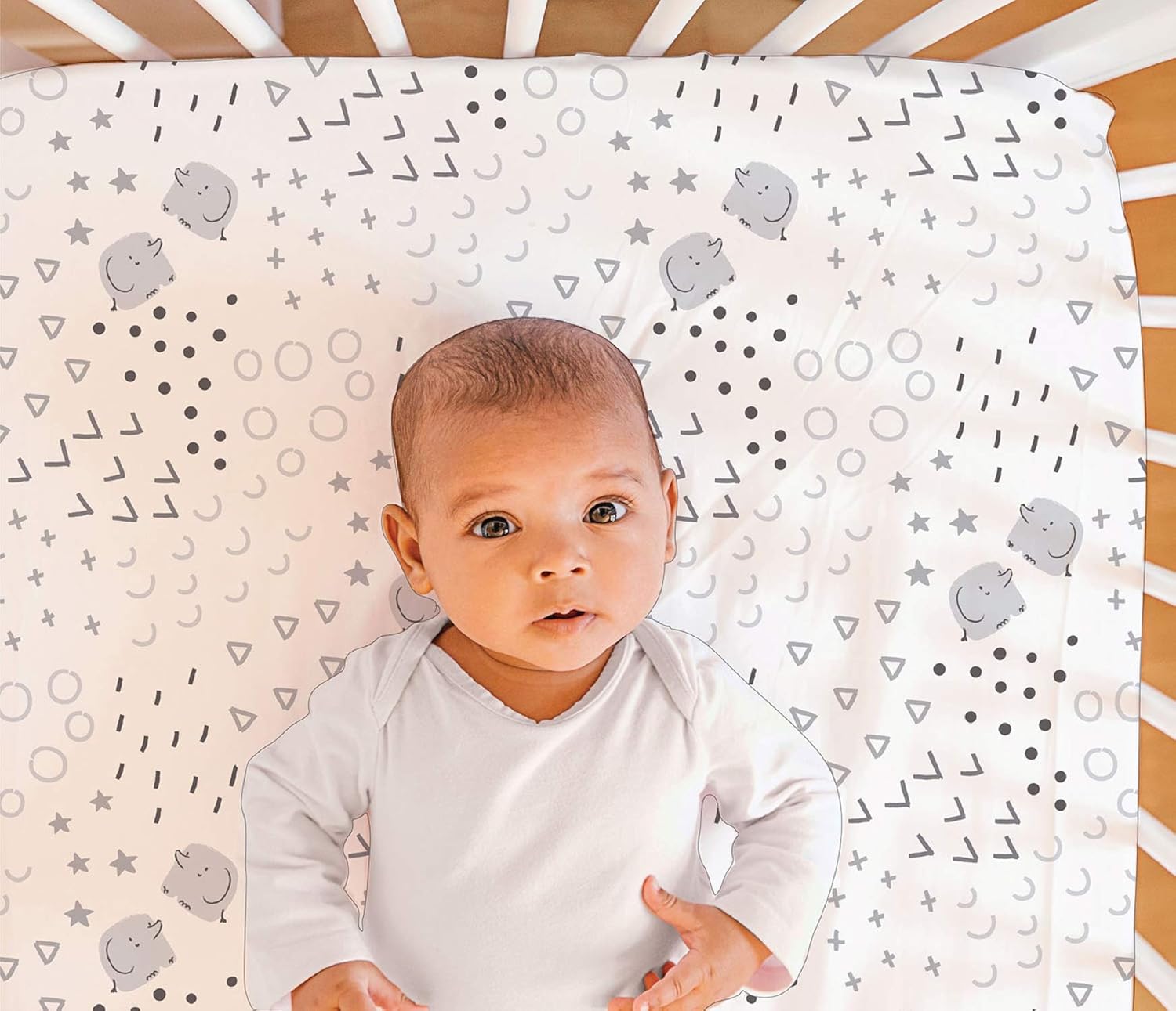 The Peanutshell Black and White Crib Bedding Set for Baby Boys or Girls | 3 Piece Nursery Set | Crib Quilt, Fitted Sheet, Dust Ruffle : Baby