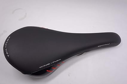 fizik bike saddle