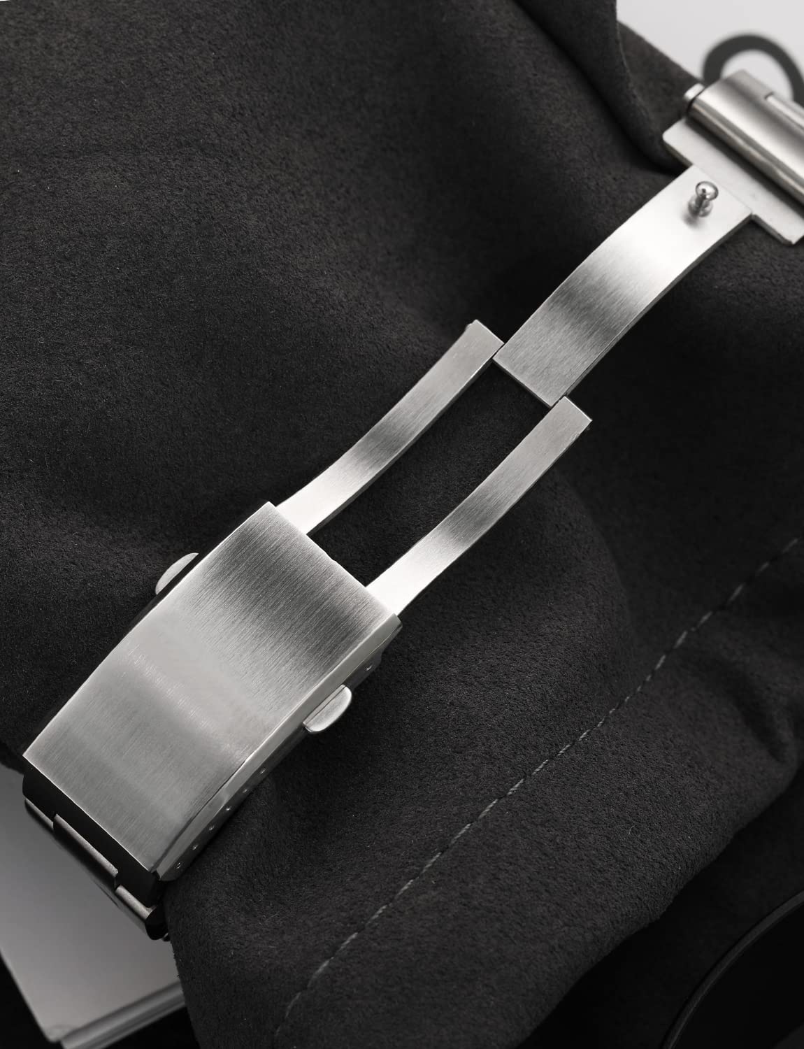 watchdives Watch Buckle 18mm Stainless Steel Watchband Clasp Silver Fold Safety Milled Clasp Replacement