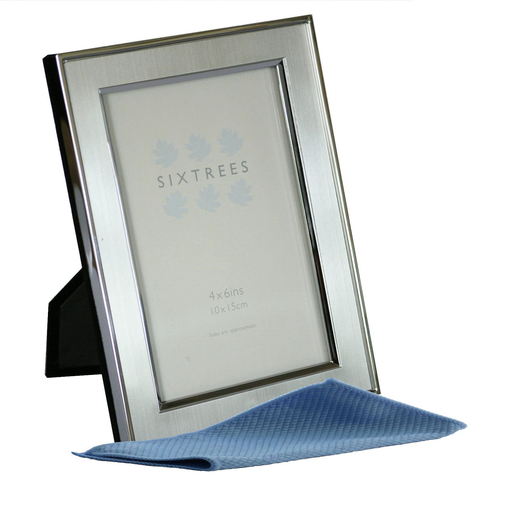 Sixtrees Abbey Pewter 2-102-46 Polished Silver photo frame with lacquered brushed pewter metal insert for a 6 x 4 inch photo. Complete with our microfibre polishing cloth.