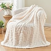 NEWCOSPLAY Super Soft Throw Blanket Ivory Premium Silky Flannel Fleece 3D Heart Checkered Lightweight Bed Blanket All Season Use (Ivory Heart, Throw(50"x70"))