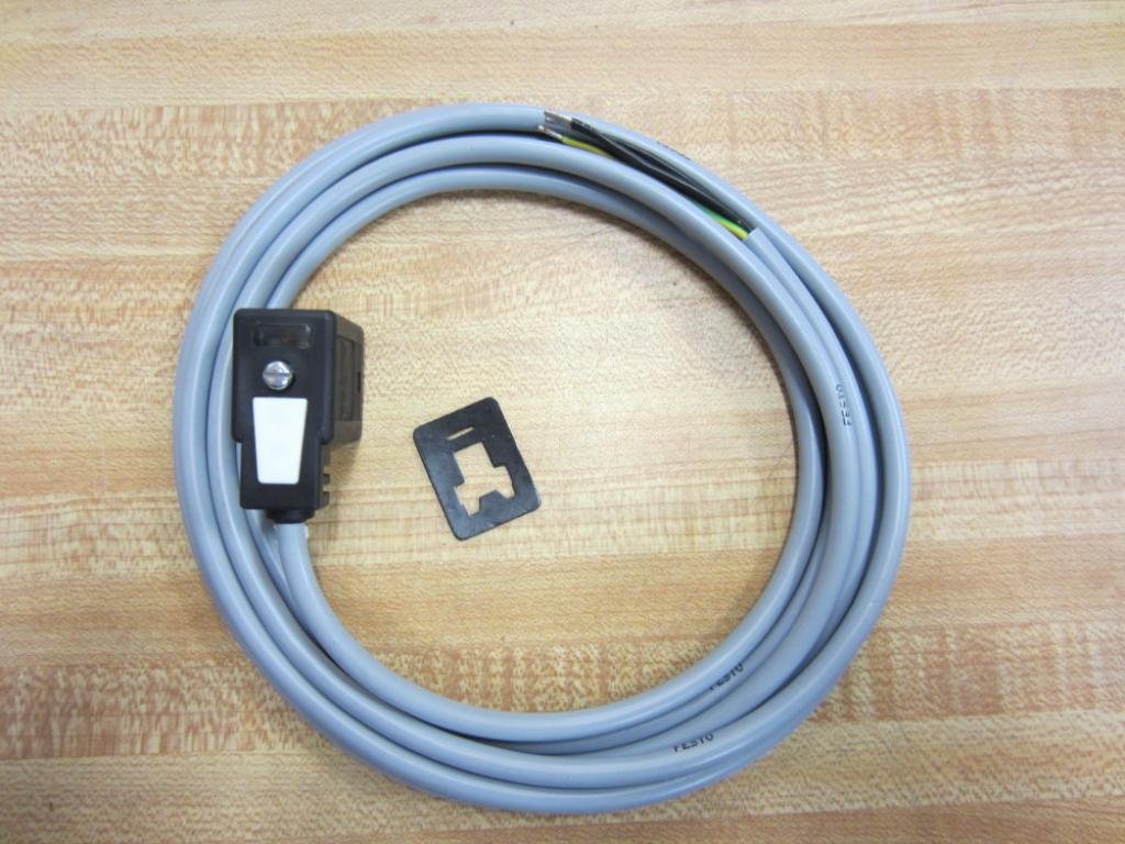 Festo 30935 KMF-1-24DC-2.5-Led Plug Socket with Cable