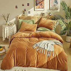 CLOTHKNOW Queen Comforter Set Fluffy 3Pcs Pumpkin