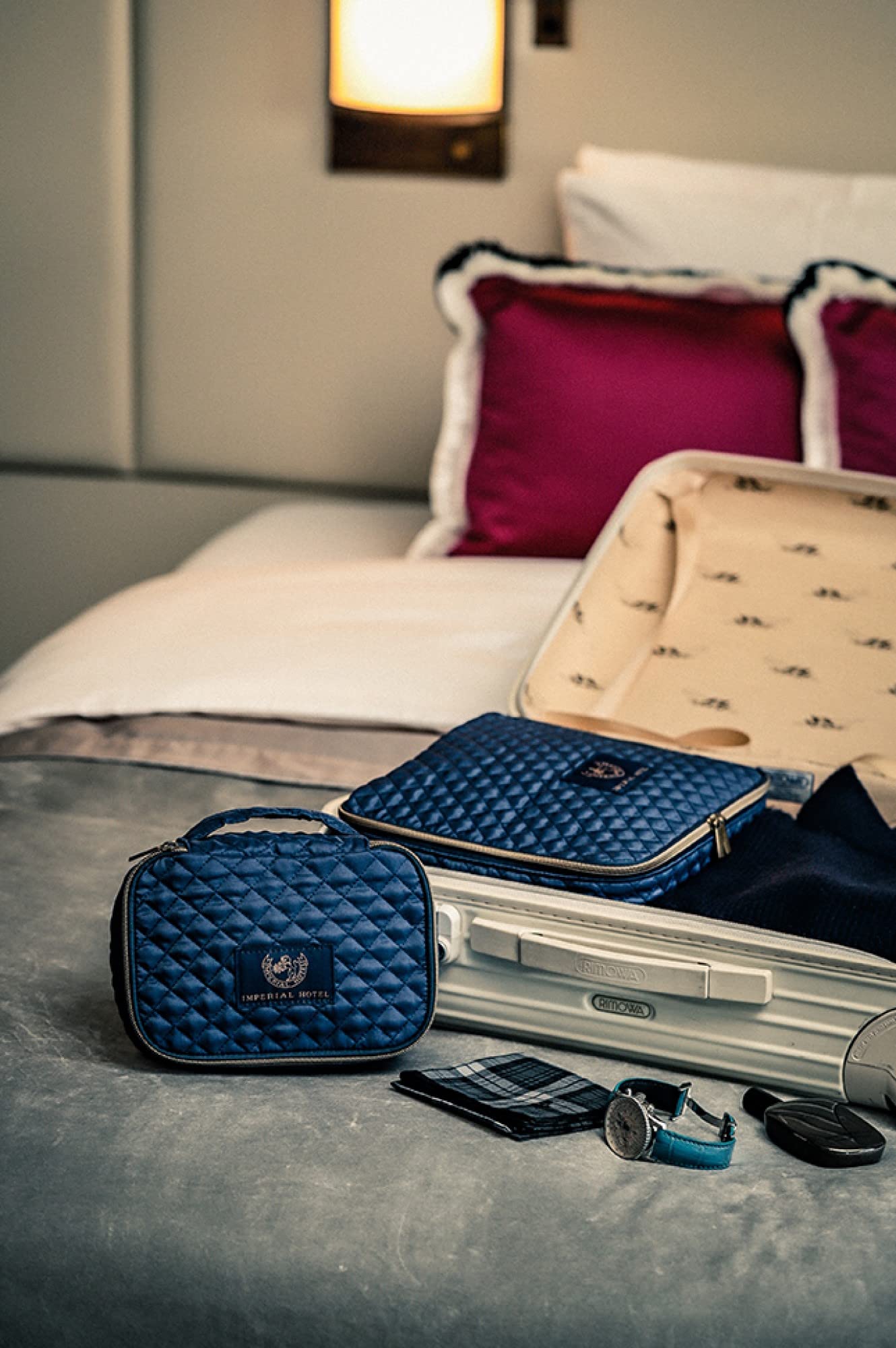 【帝国ホテル ムック本 付録】上品 軽量キルトポーチ SET