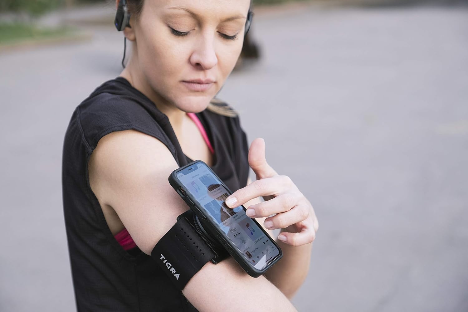 Tigra Sport Fit Click Neo Running Kit IPhone x TPU + PC - Image 3