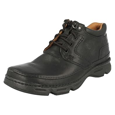 clarks active air walking boots