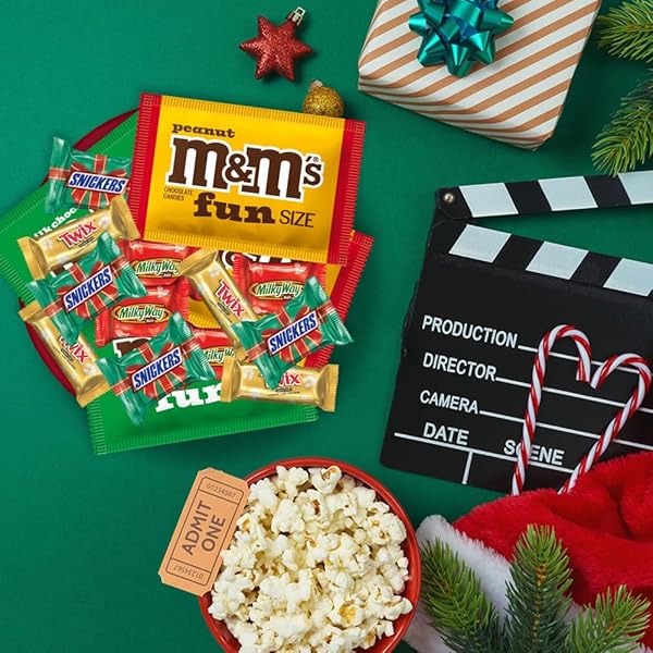 M&M’S MILK CHOCOLATE & PEANUT, SNICKERS, TWIX & MILKY WAY FUN SIZE MINI CHOCOLATE CANDY VARIETY PACK, CHRISTMAS CANDY INDIVIDUALLY WRAPPED STOCKING STUFFERS, 160-PIECE BULK BAG