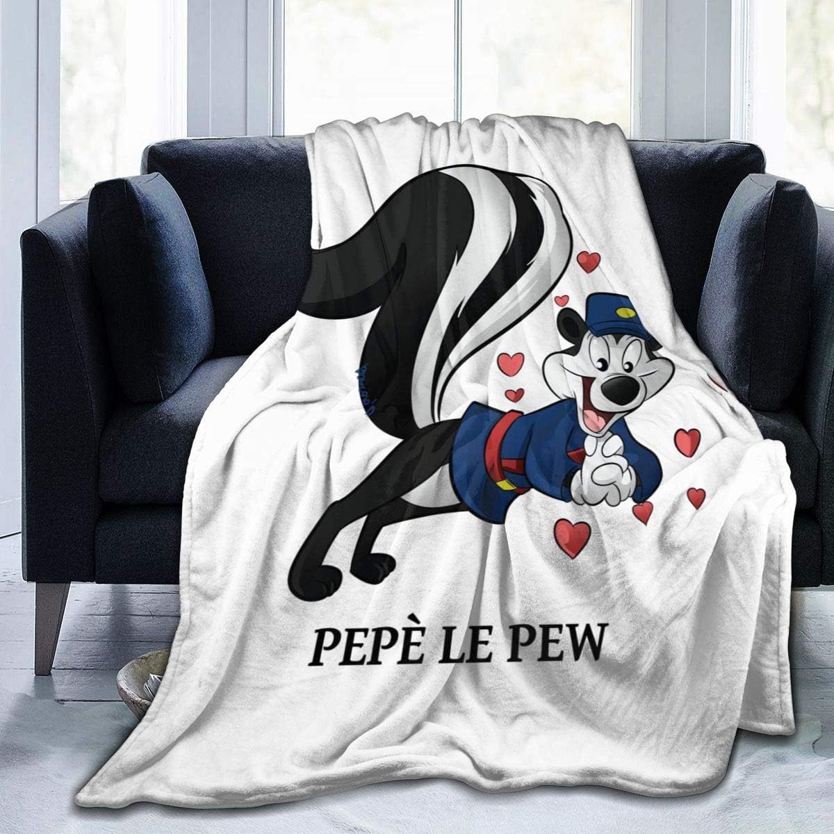 Amazon Com N C Pepe Le Pew Looney Tunes Ultra Soft Blanket Winter Bed Sofa Home Office Quilt Kitchen Dining