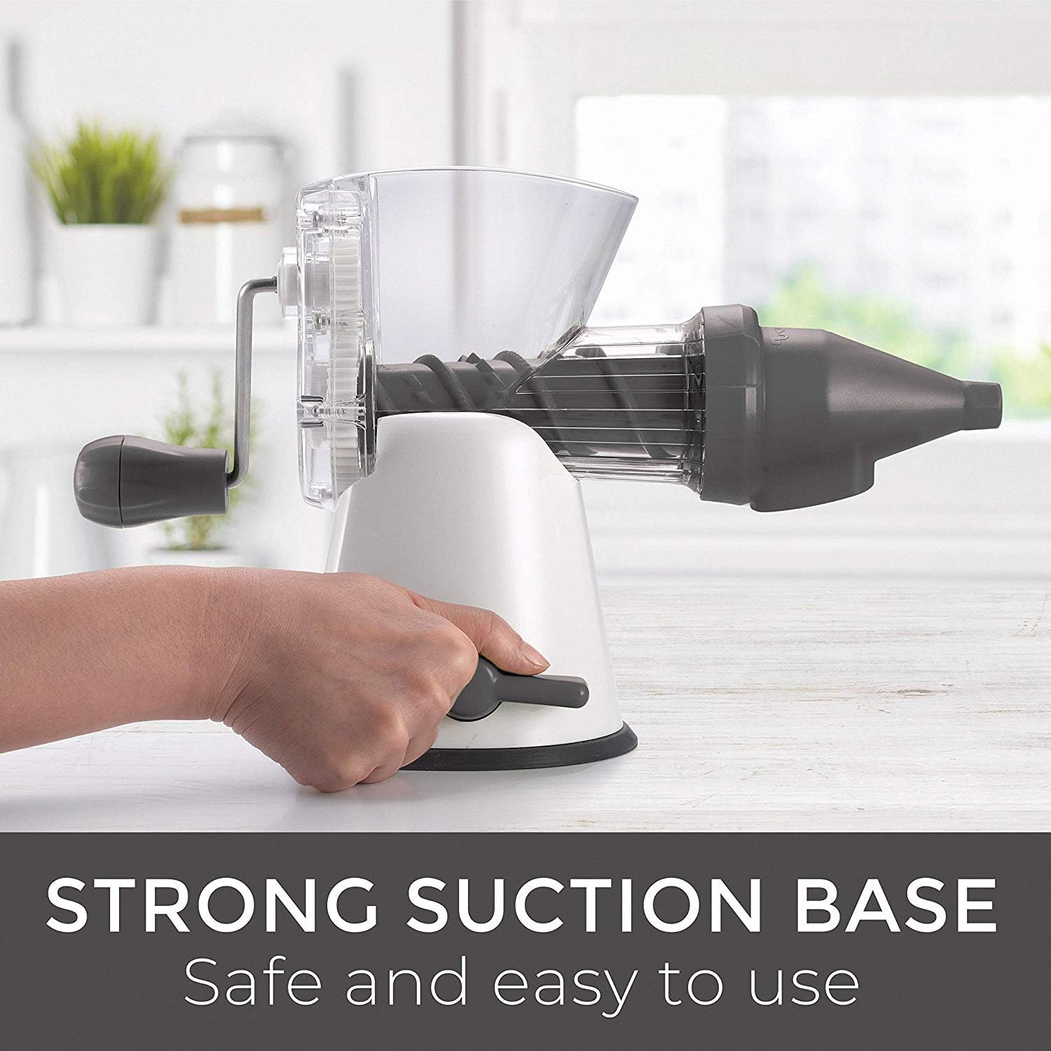 Mueller Masticating Slow-Juicer for-Celery, Wheatgrass, Kale, Spinach, and any other Leafy Greens, Live-Enzyme Cold Press Process and Easiest 5 minute Cleanup!: Kitchen & Dining
