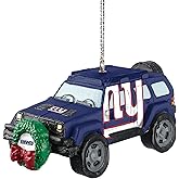 FOCO New York Giants SUV Vehicle with Wreath Holiday Ornament